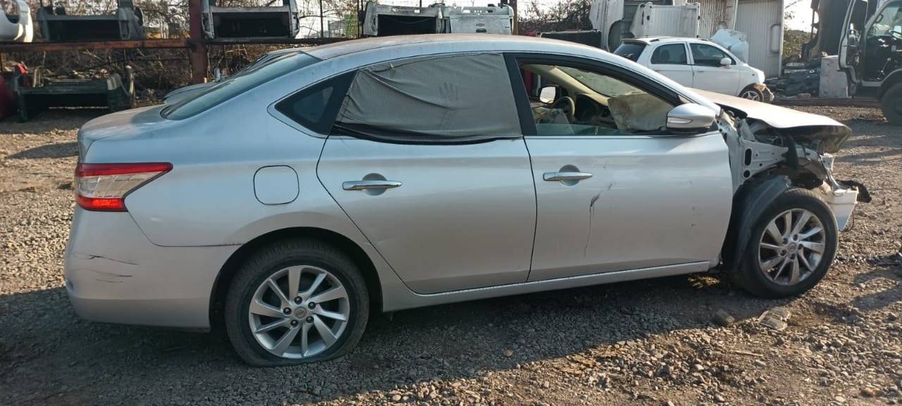 Nissan SENTRA 2013 - 1 REPUESTO USADO/USADA EN DESARME